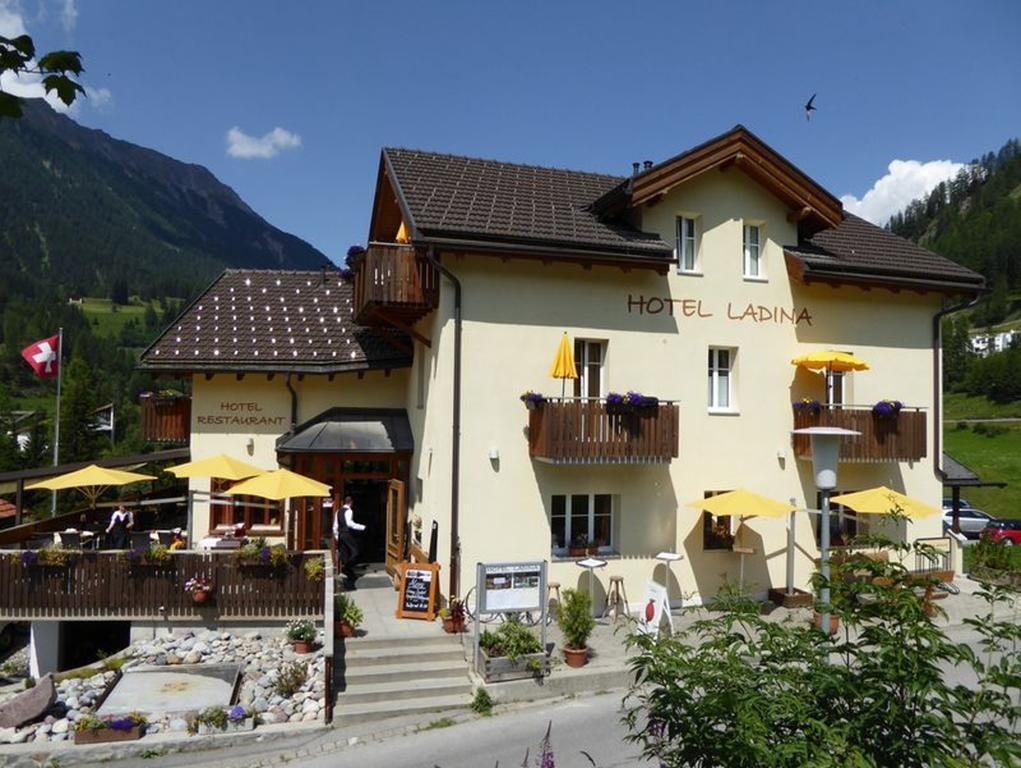 Hotel Ladina Bergün Esterno foto