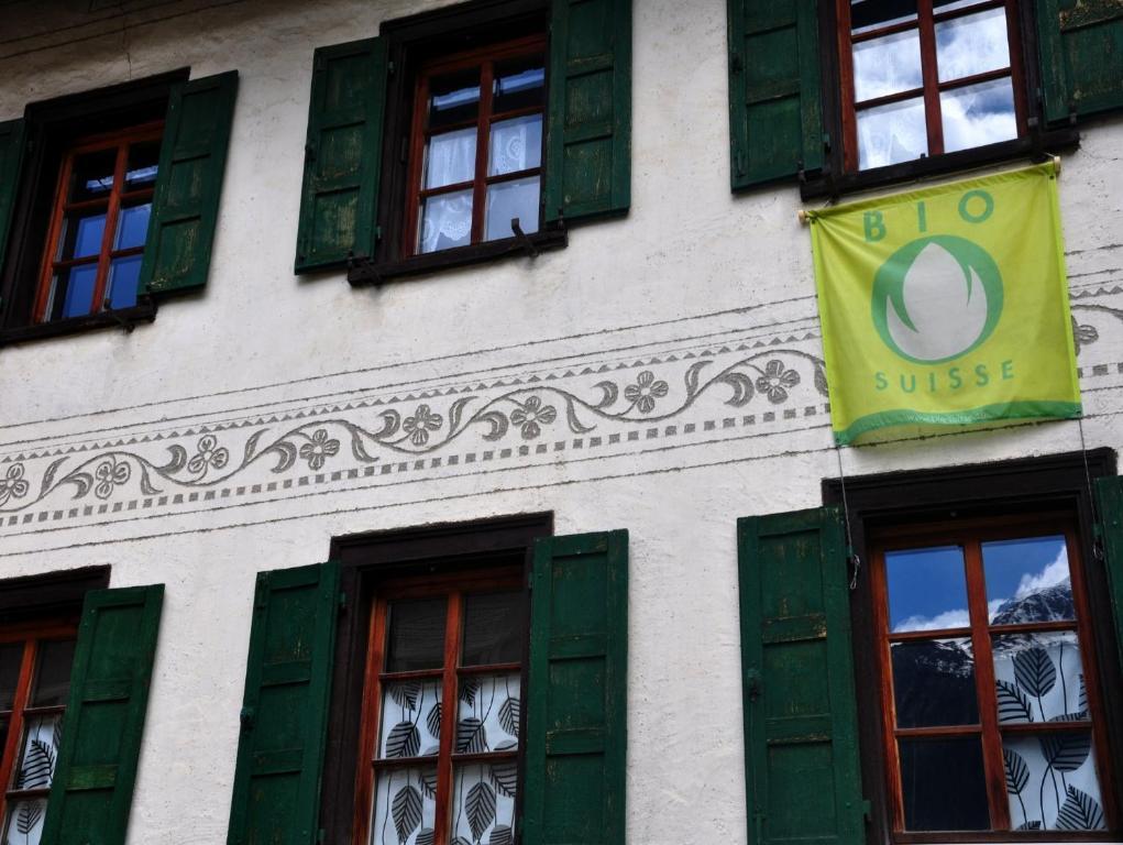 Hotel Ladina Bergün Esterno foto